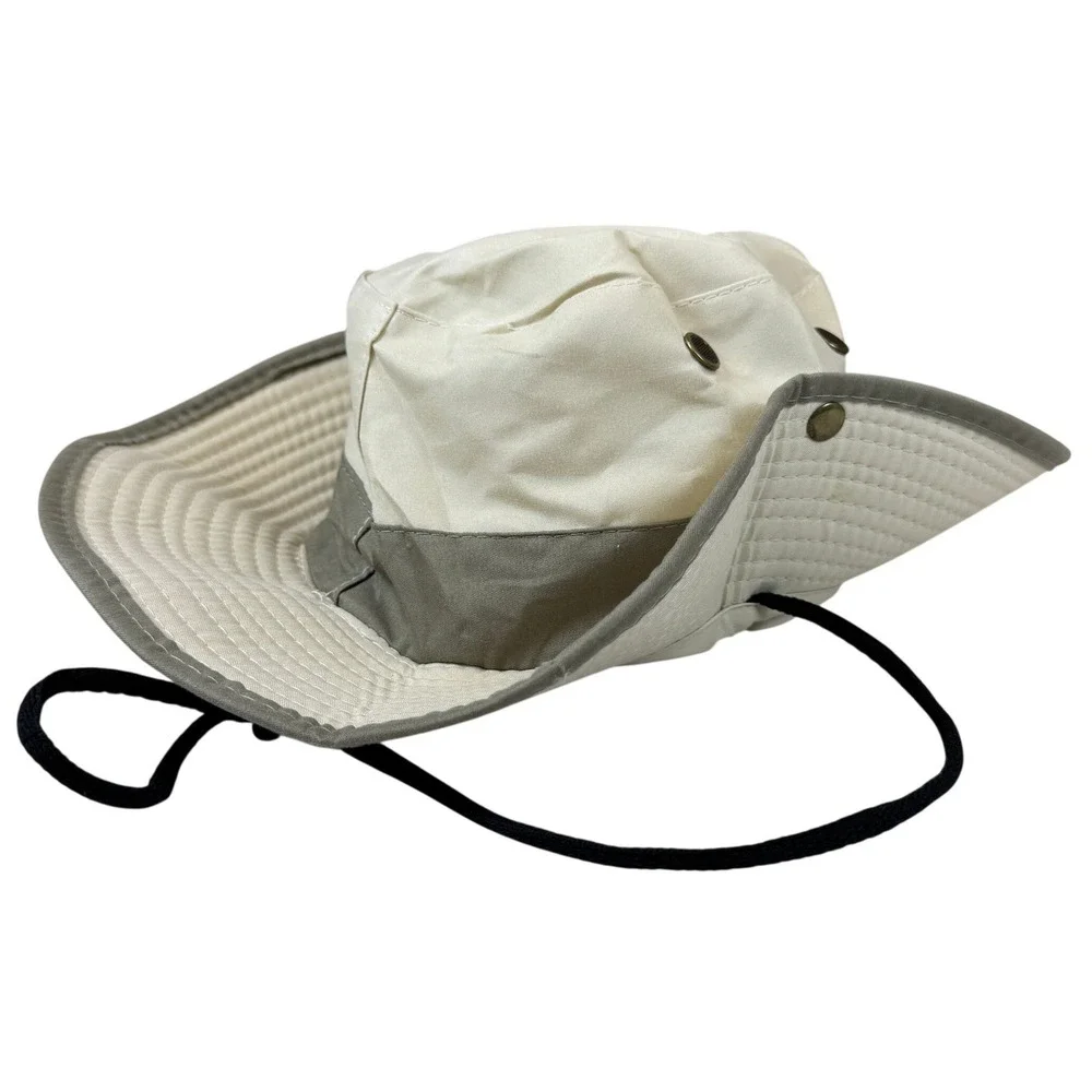 MindWare Dig It Up! Kids Explorer Vest Hat and Bug Hunt Book Adventure‎ Set Tan